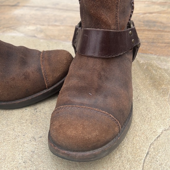 Ugg boots - Picture 6 of 12